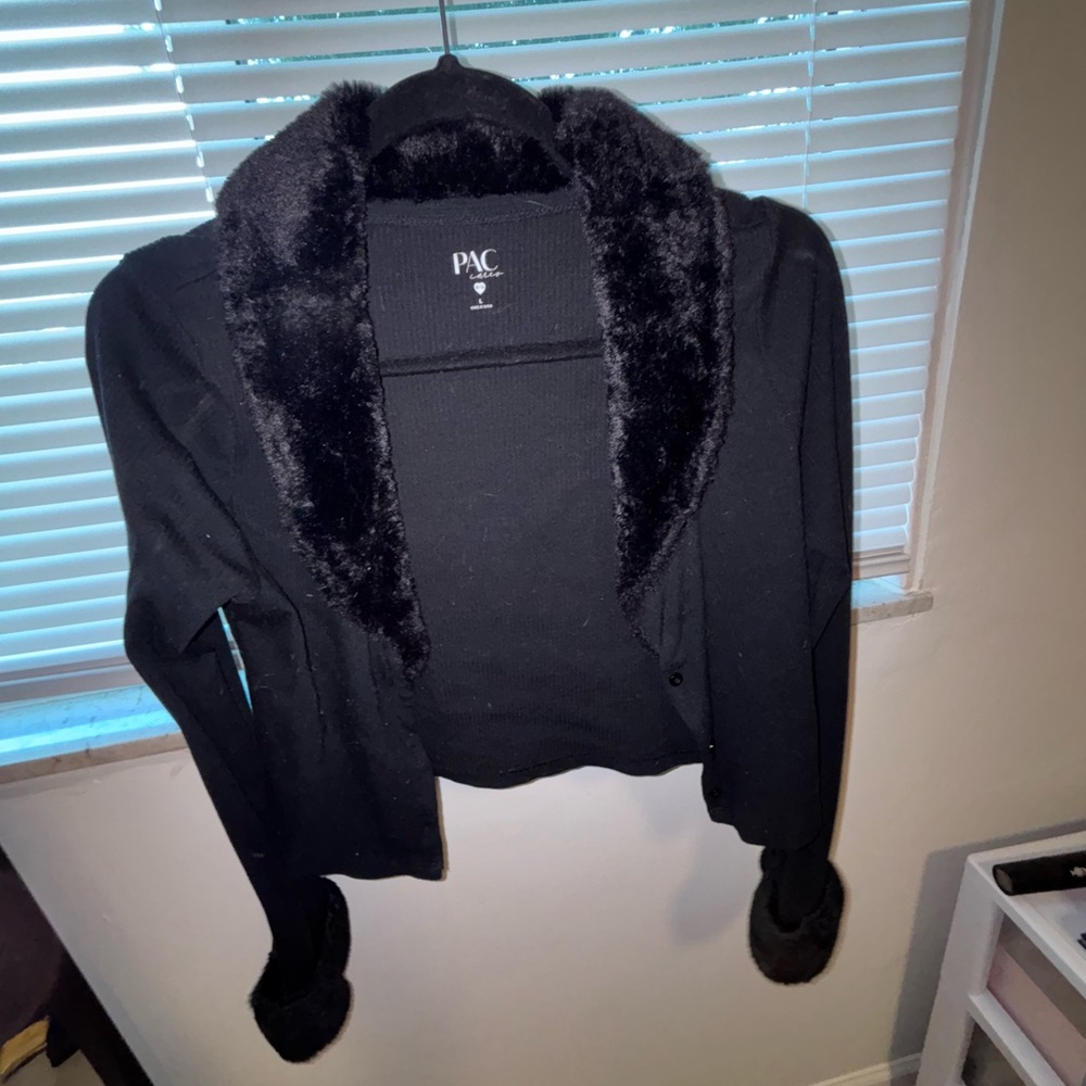 PacSun Black Sweater with Faux Fur Trim